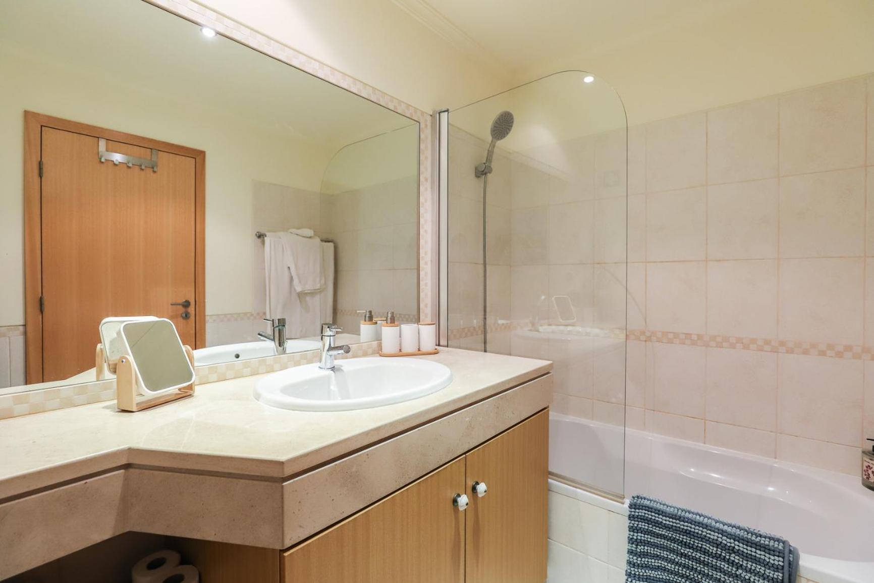 알부페이라 Charming Flat 10 Min Walk To Beach 아파트 외부 사진